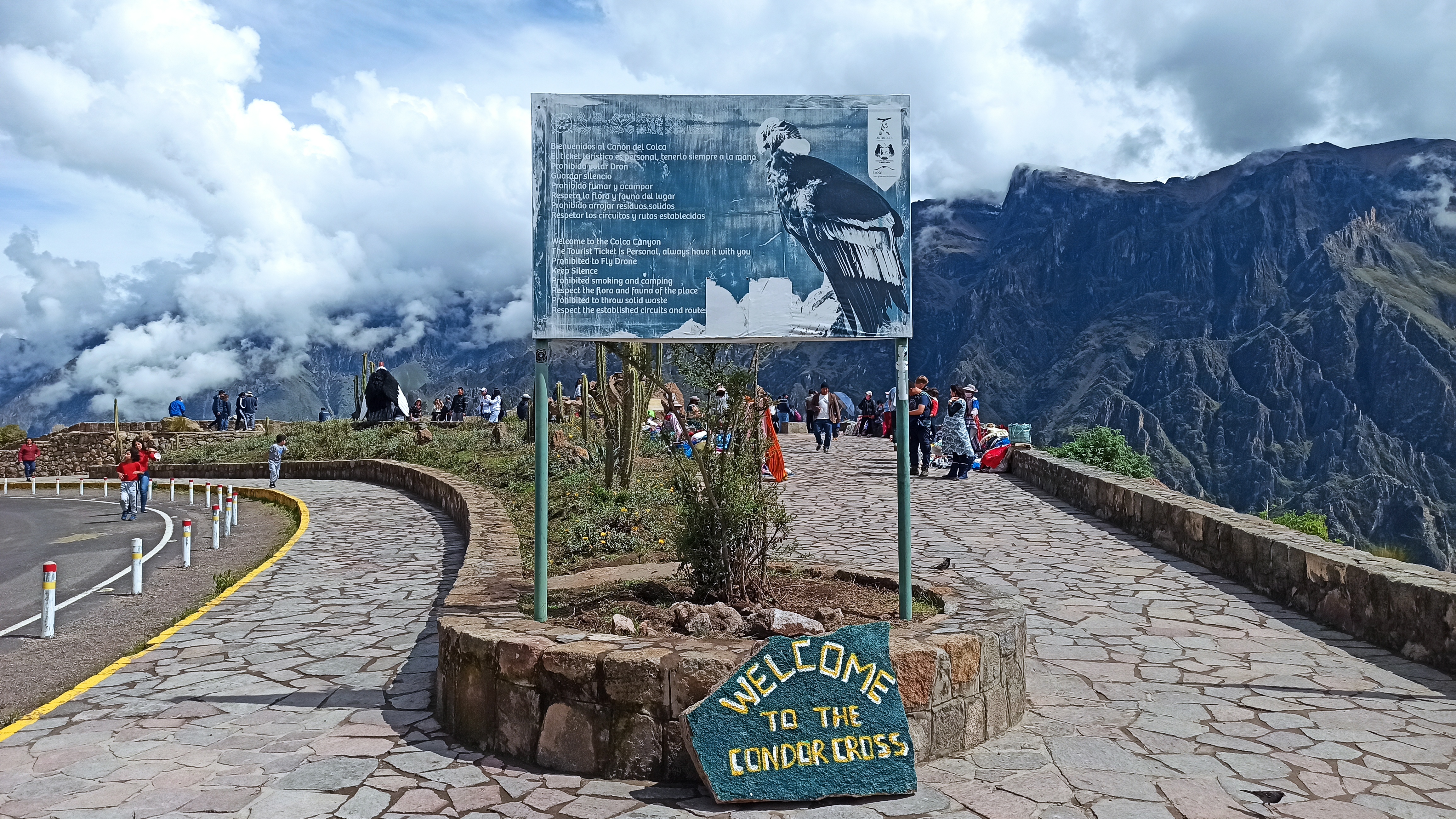 Mirador Cruz del Cóndor 11